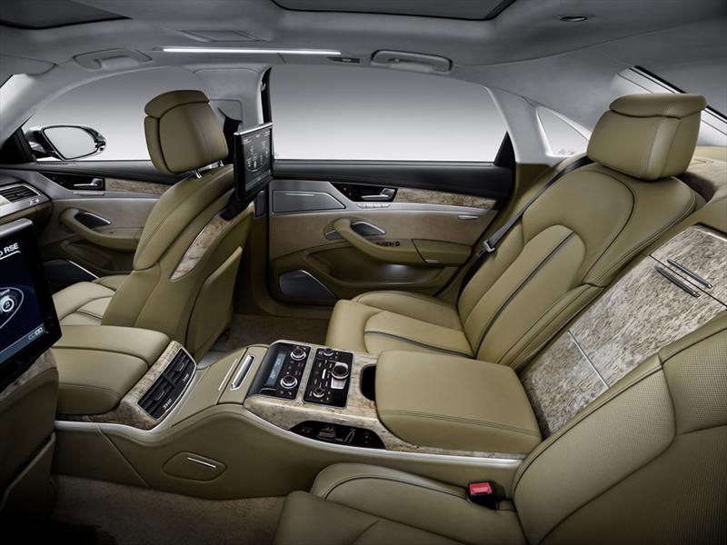 Audi A8 L 2011