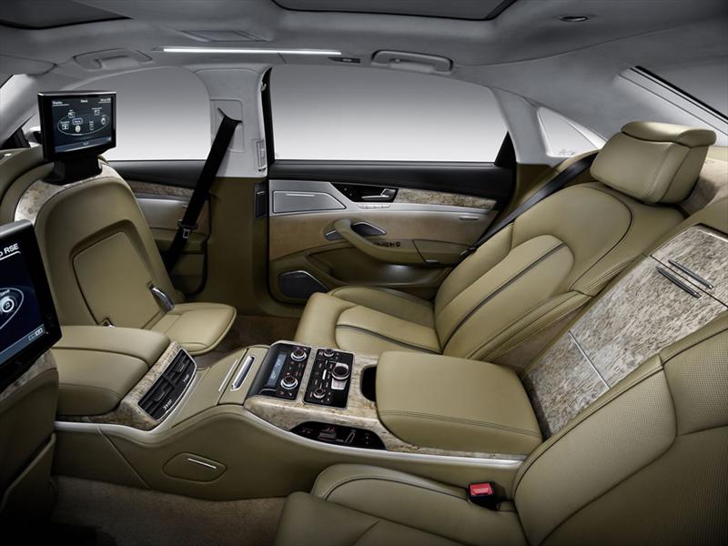 Audi A8 L 2011