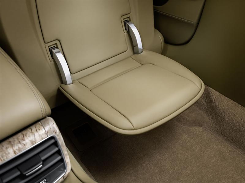 Audi A8 L 2011