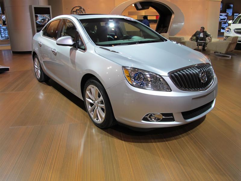 Buick Verano 2012 en el Salón de Detroit