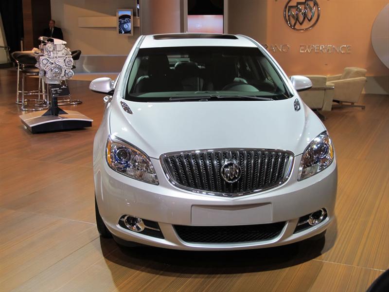 Buick Verano 2012 en el Salón de Detroit