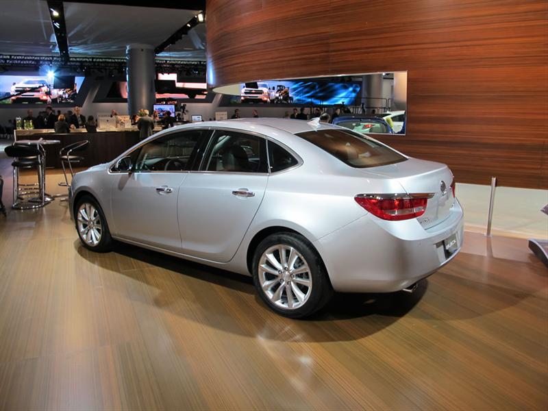 Buick Verano 2012 en el Salón de Detroit