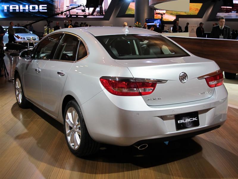 Buick Verano 2012 en el Salón de Detroit