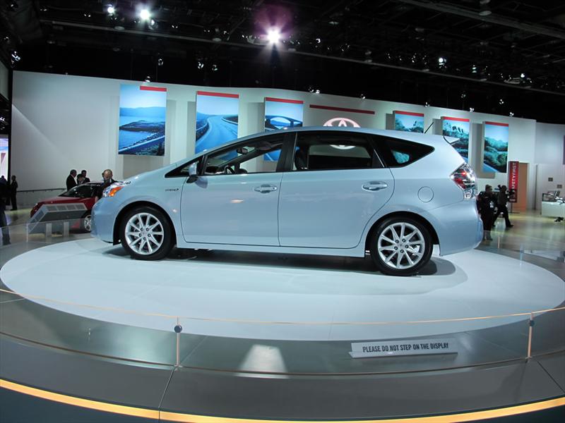Toyota Prius V en el Salón de Detroit