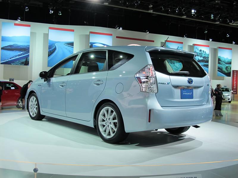 Toyota Prius V en el Salón de Detroit