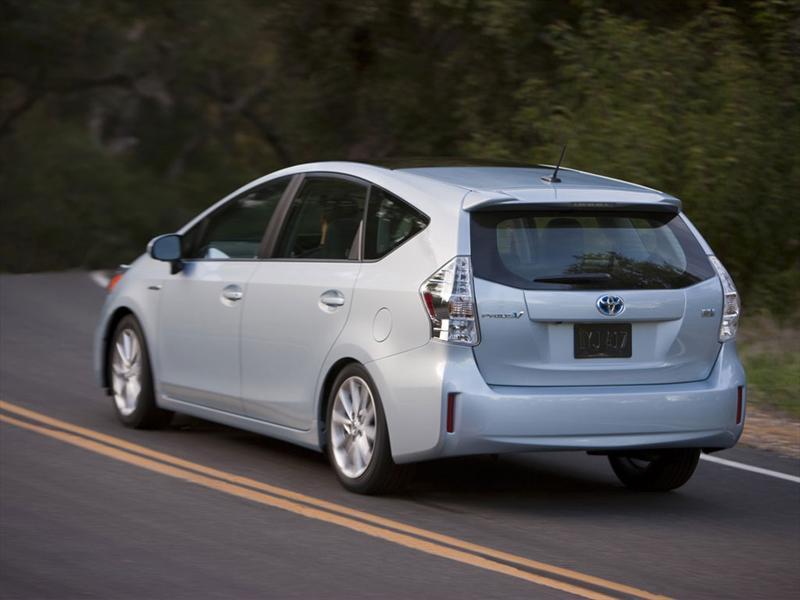 Toyota Prius V