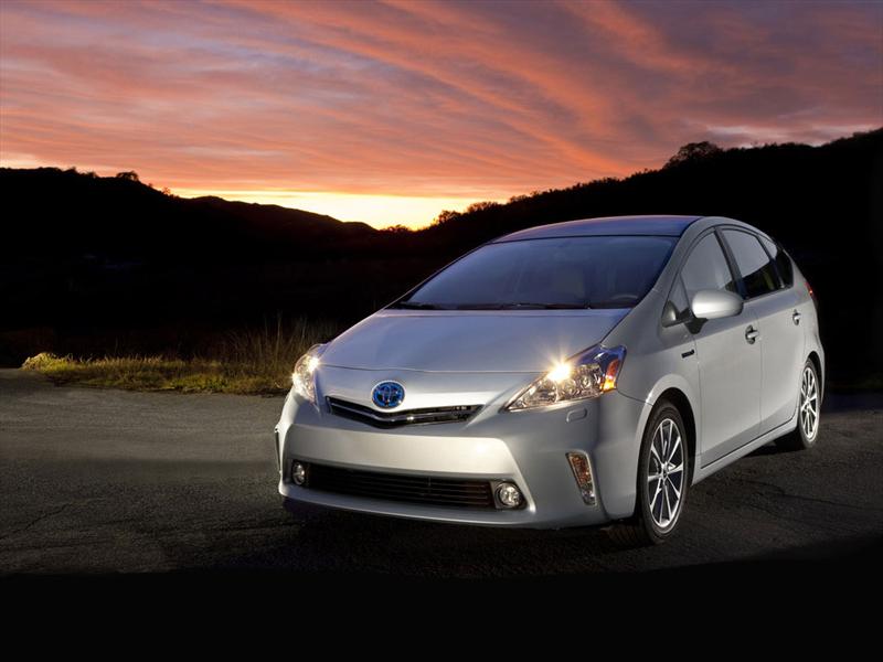 Toyota Prius V