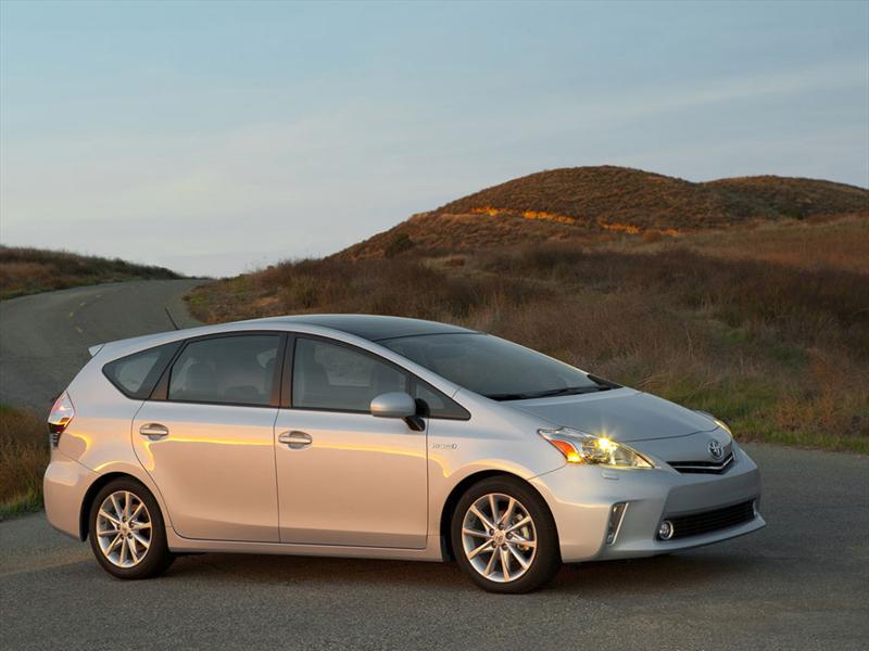 Toyota Prius V