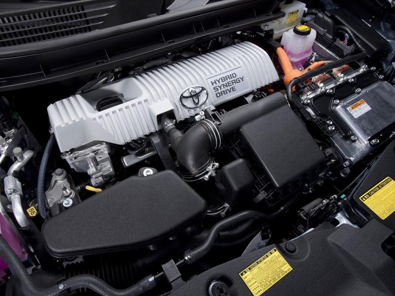 Toyota Prius V