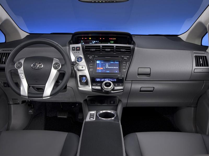 Toyota Prius V