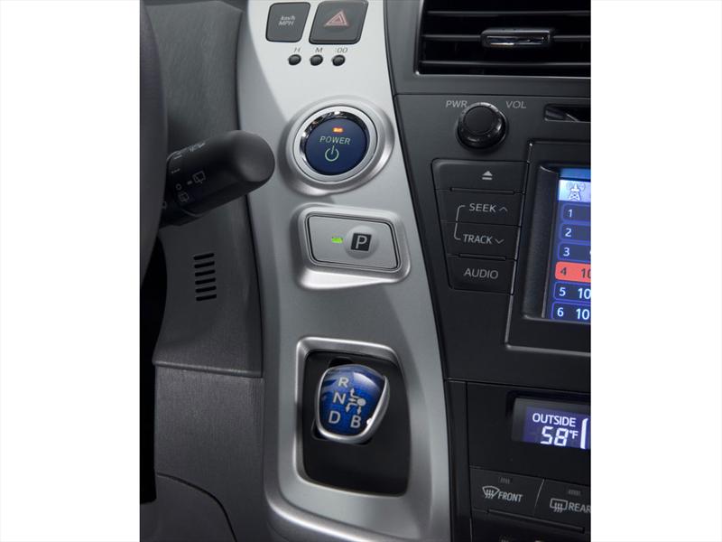 Toyota Prius V