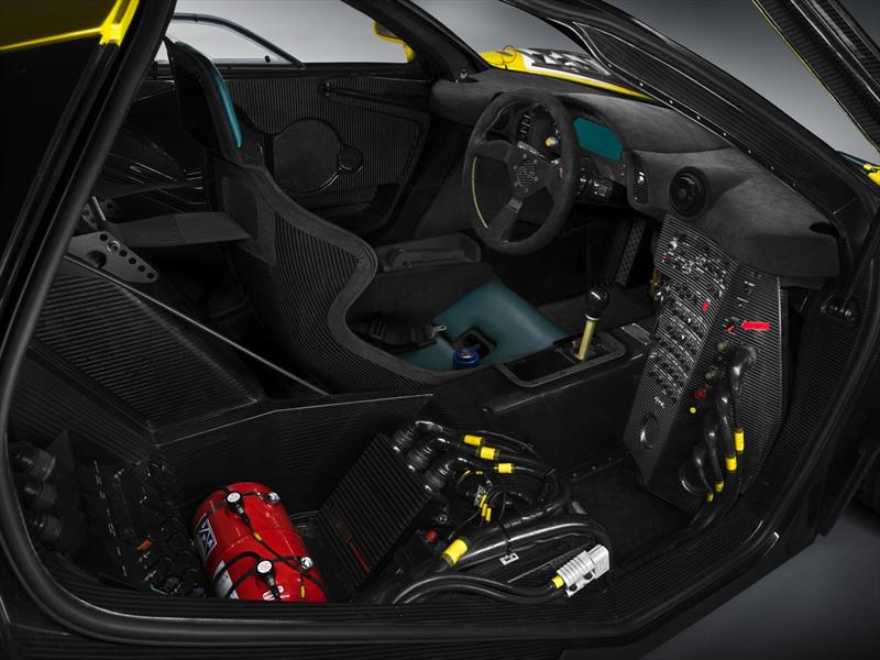 McLaren P1 GTR