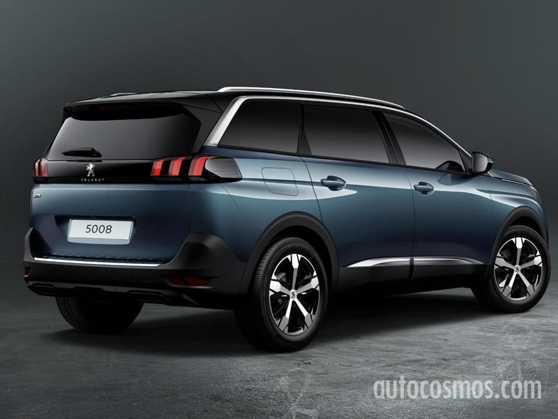 Peugeot 5008 en París