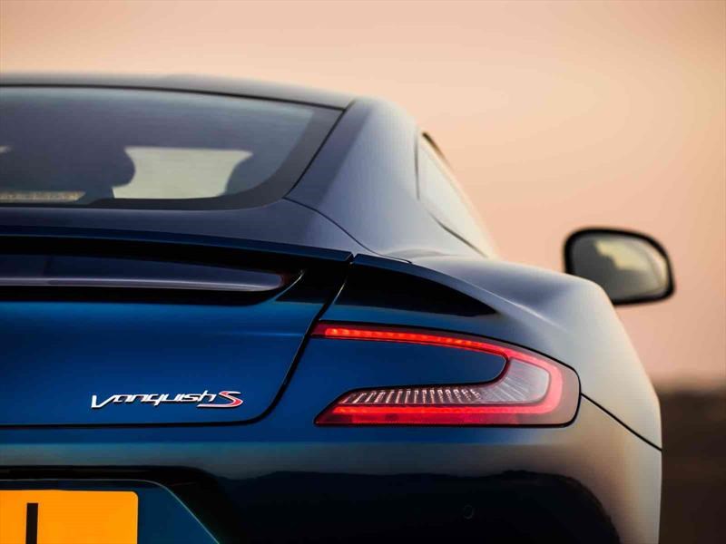 Aston Martin Vanquish S 2017