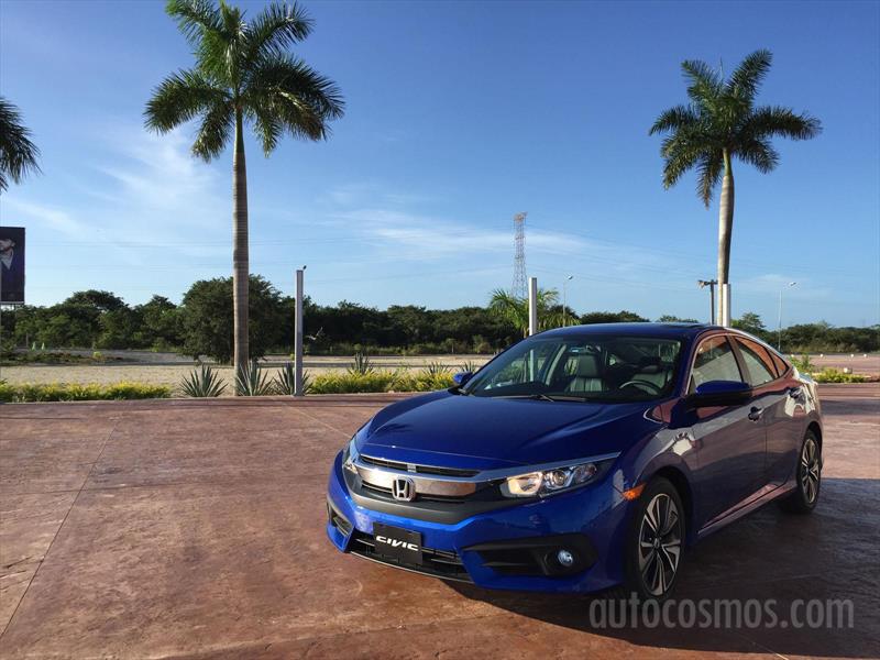 Honda Civic Sedán 2016 llega a México