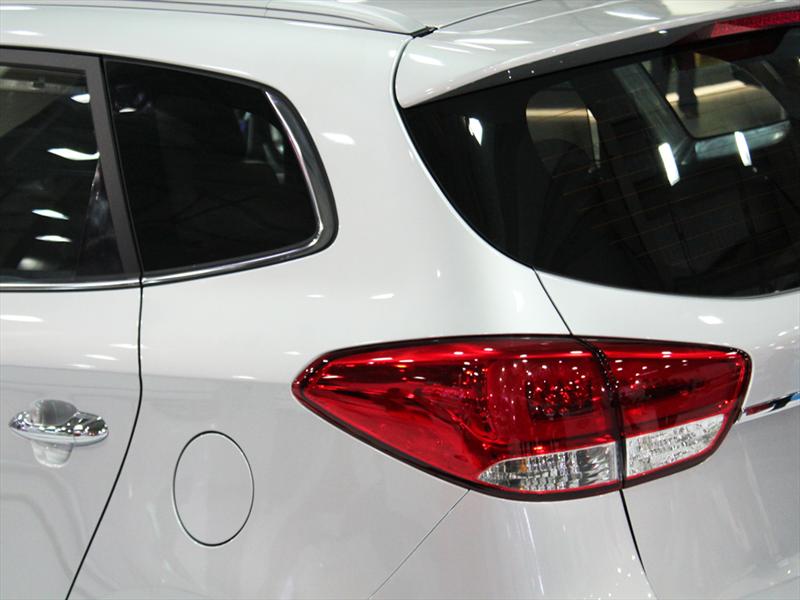 Nueva Kia Carens 2013 en el Salón del Automóvil