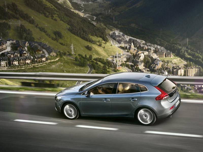 Volvo V40 2013