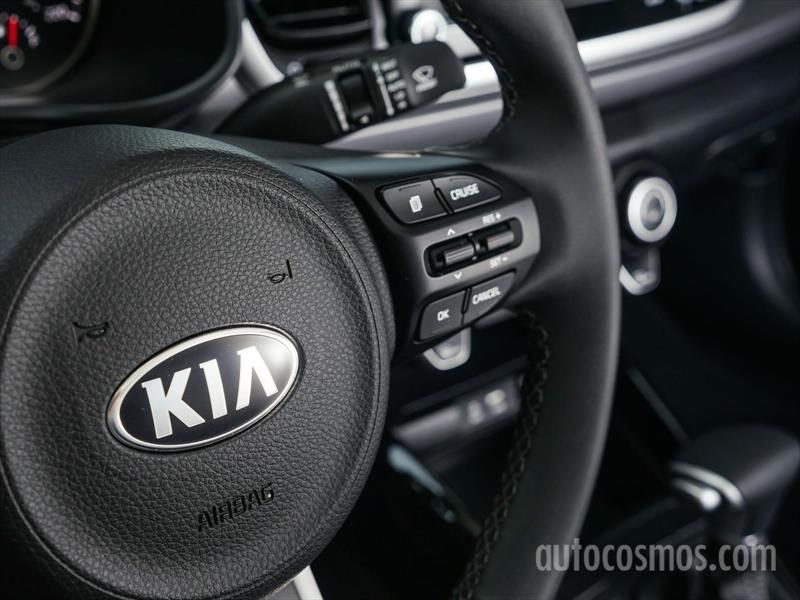 KIA Rio Sedán 2018
