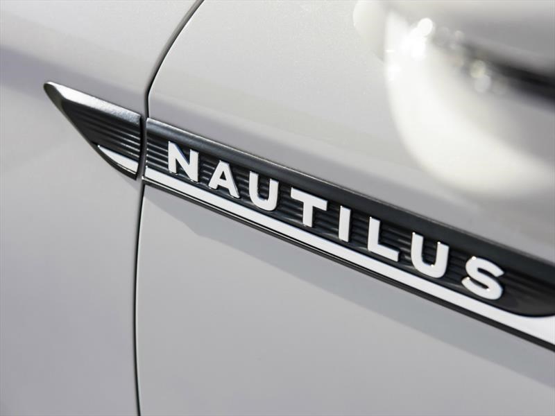 Lincoln Nautilus 2019