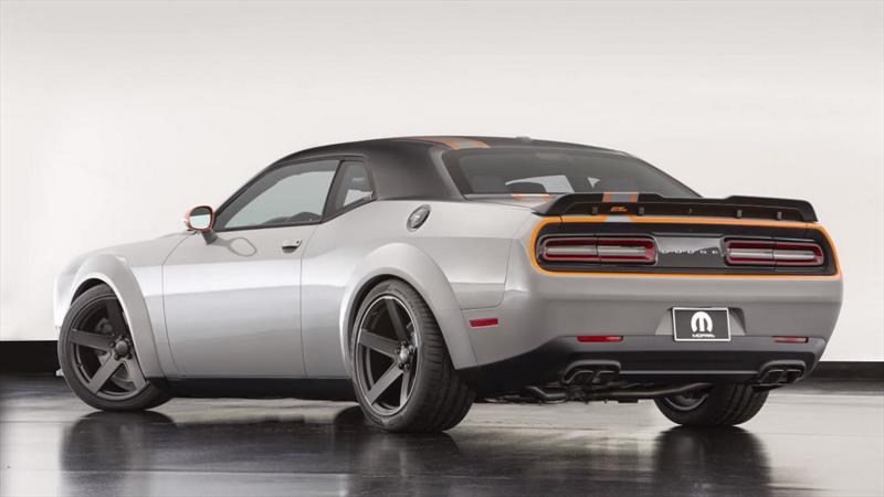 Dodge Challenger GT AWD Concept