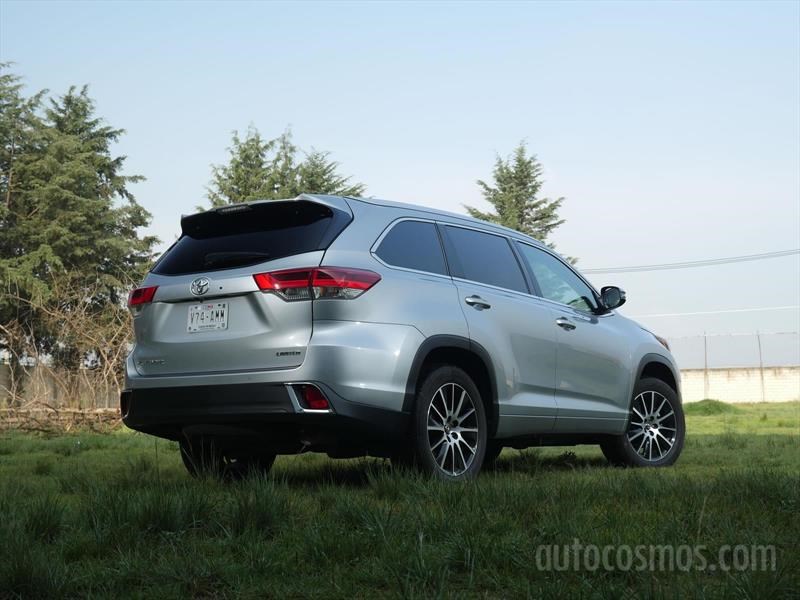 Toyota Highlander 2017