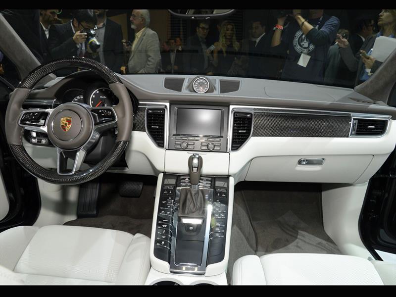 Porsche presenta el Macan en Los Angeles
