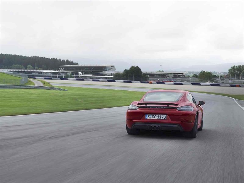 Porsche 718 Boxster GTS y 718 Cayman GTS