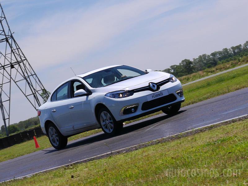 Renault Fluence se renueva.