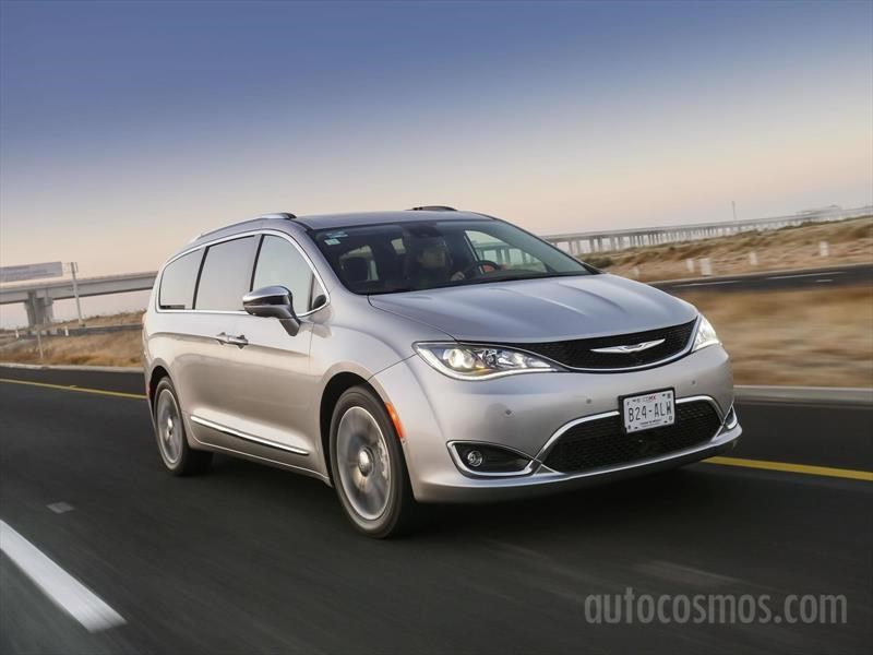 Chrysler Pacifica 2017