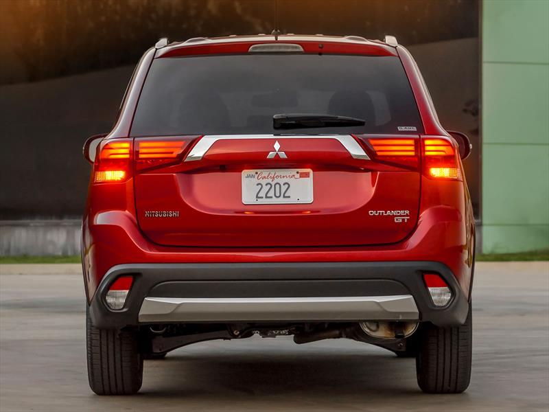 Mitsubishi Outlander 2016