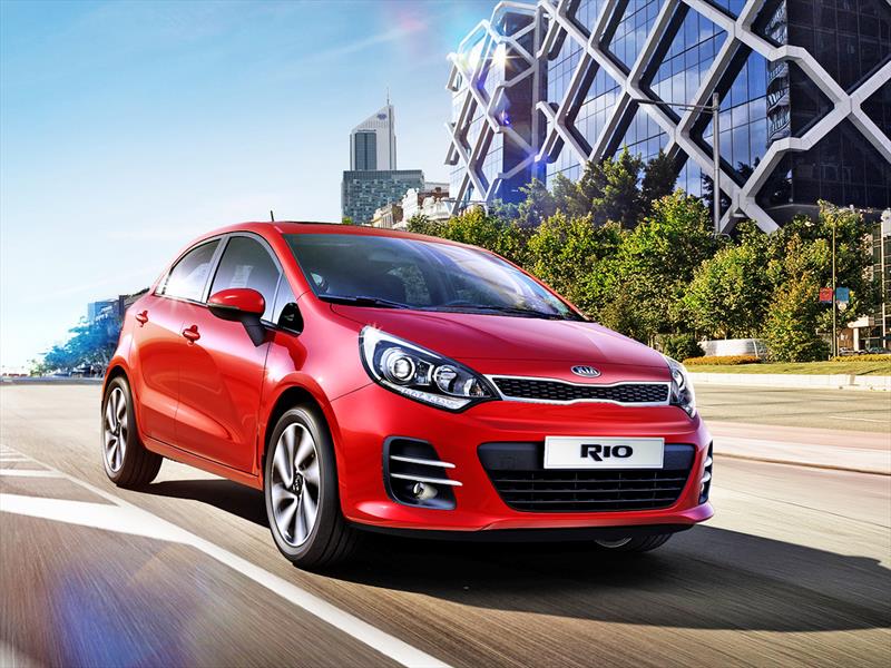 Kia rio 2015 хэтчбек