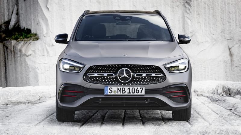 Mercedes Benz GLA 2021
