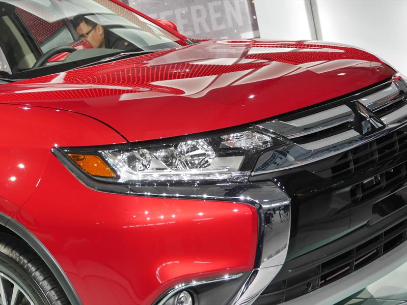 Mitsubishi Outlander 2016