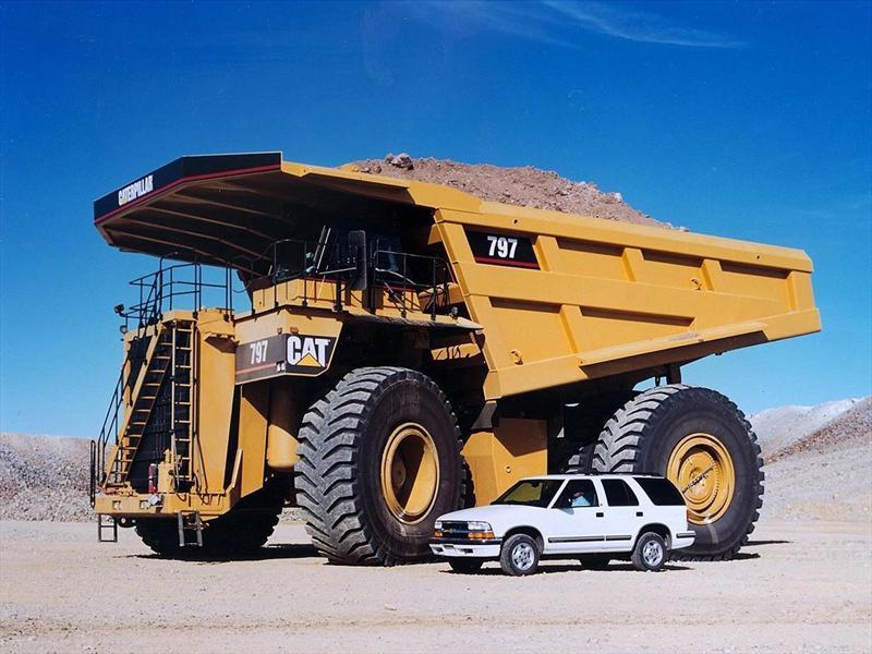 Michelin: Caterpillar 797 B