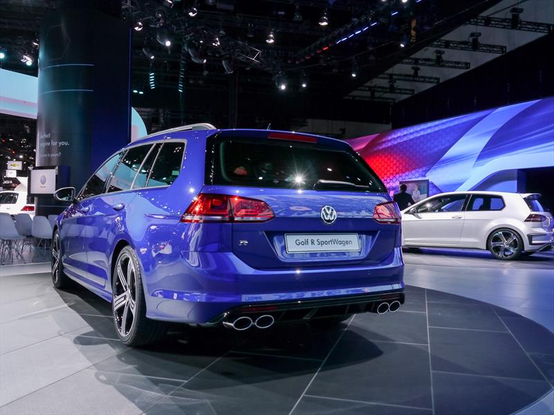 Volkswagen Golf R Variant 2015