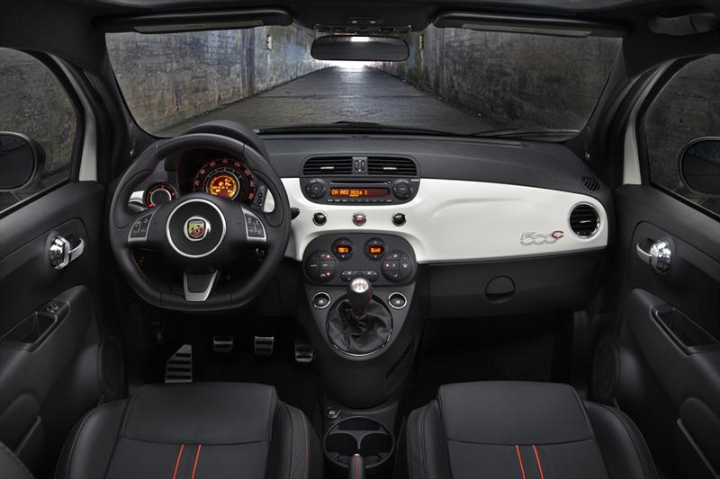 FIAT 500C Abarth 2013 en Los Angeles 2012