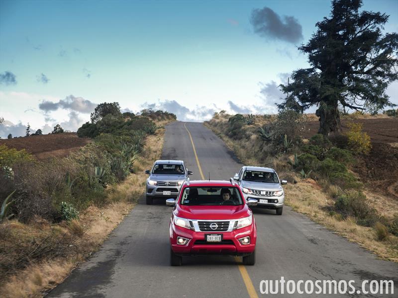 Nissan NP300 vs Toyota Hilux vs Mitsubishi L200