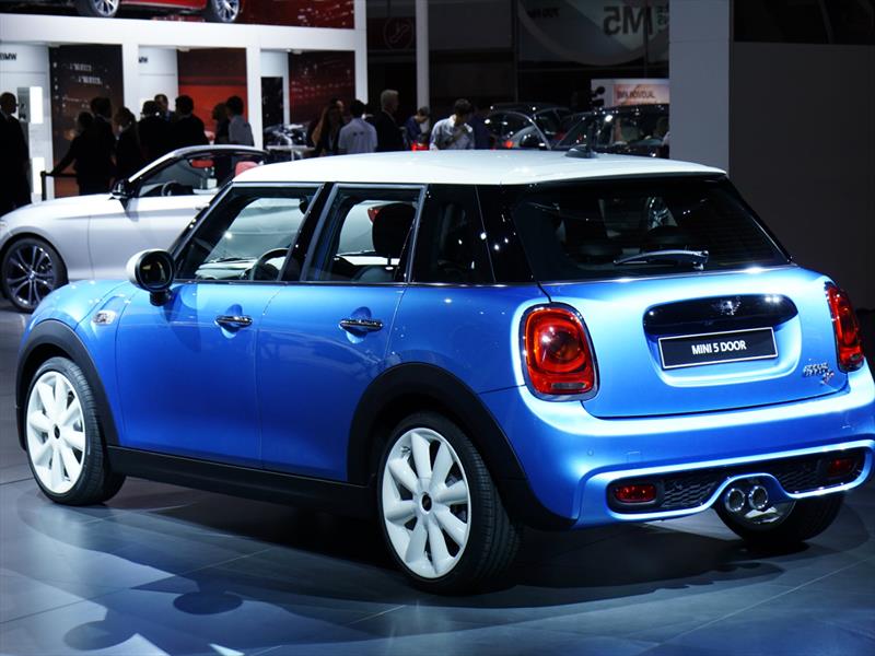 MINI 5 Doors 2015