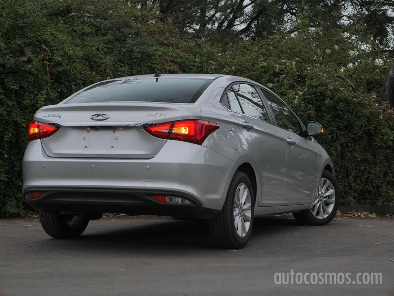Chery Arrizo 5 a prueba