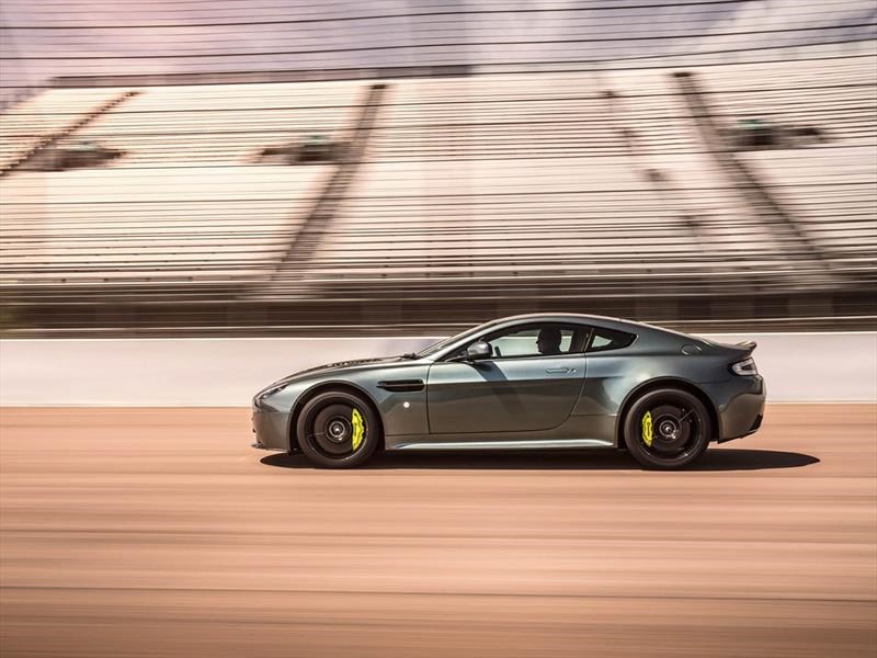 Aston Martin AMR Vantage