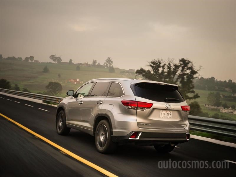 Toyota Highlander 2017