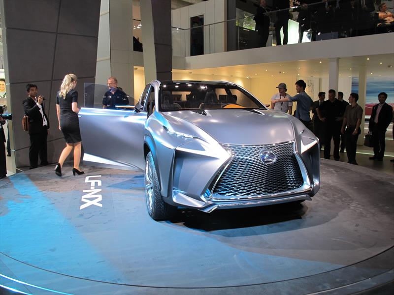 Lexus LF-NX Crossover Concept se presenta