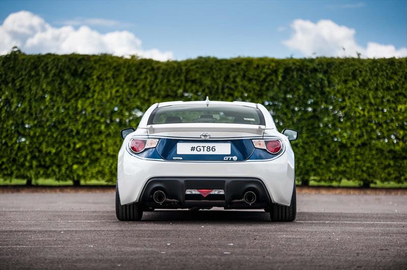 Toyota rinde tributo a su pasado deportivo