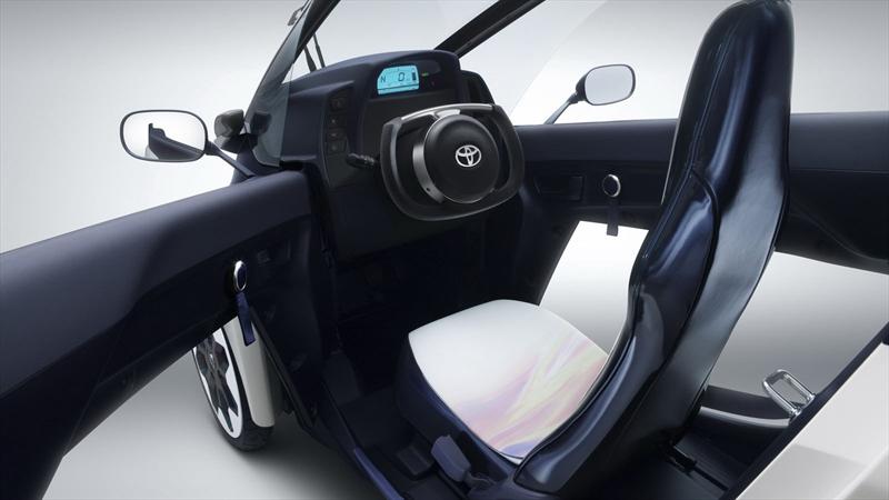 Toyota EV i-ROAD, un concept de tres ruedas