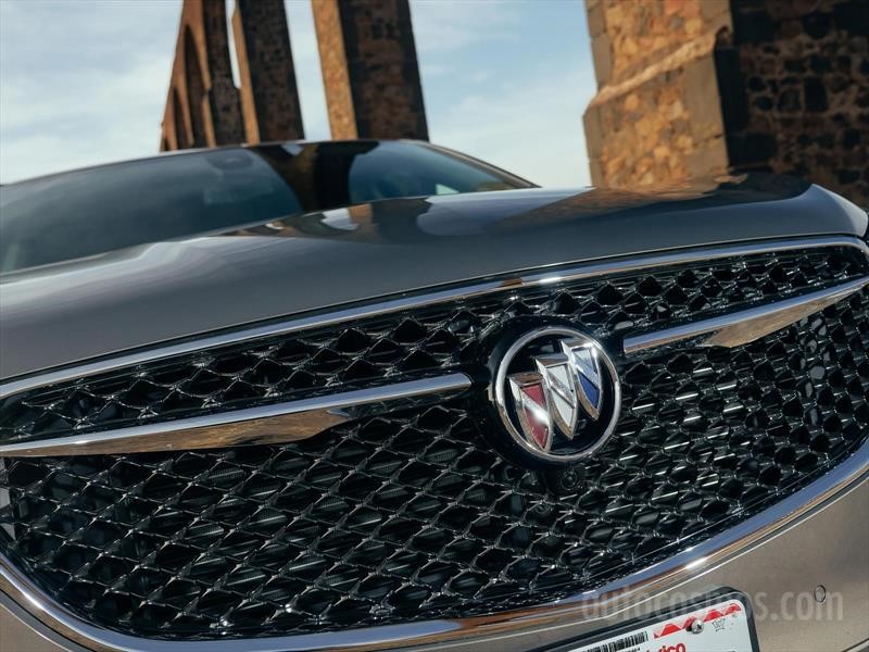 Buick Enclave 2018