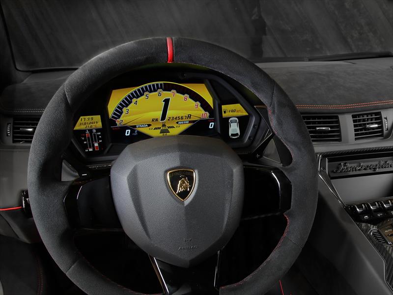 Lamborghini Aventador LP 750-4 Superveloce