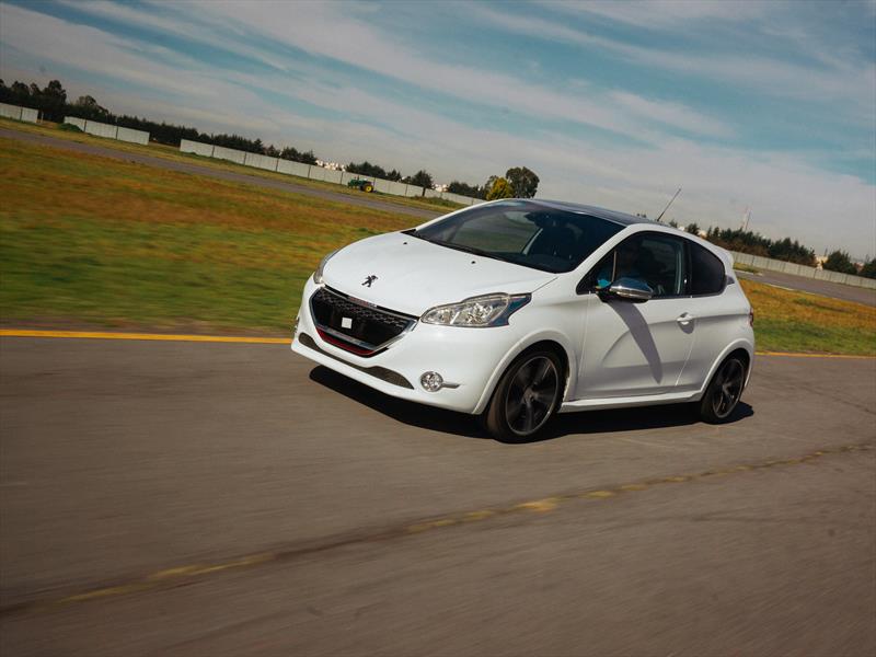 Peugeot 208 Gt 2014