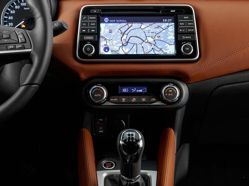 Nissan Micra / March 2017