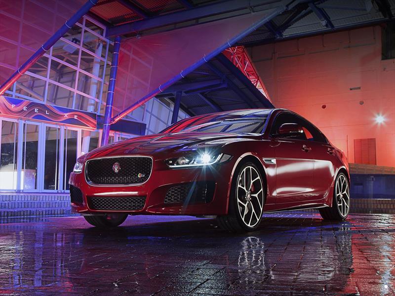 Jaguar XE