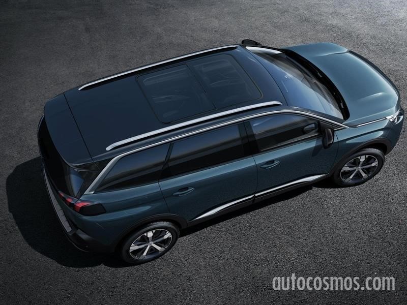 Peugeot 5008 en París